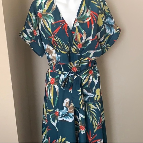 WD.NY dress. Such a beautiful tropical print!! - Picture 1 of 3